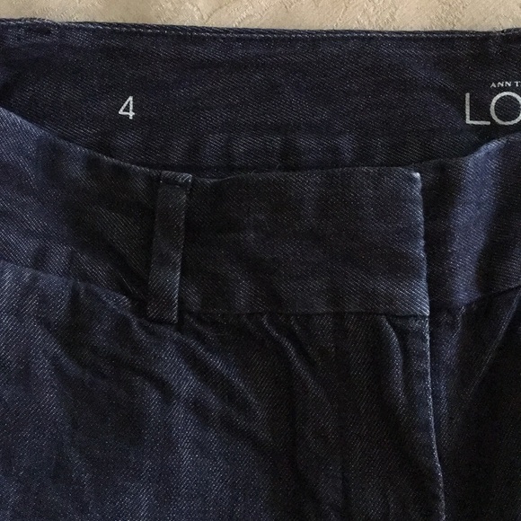 🌻LOFT Riviera Jean Shorts with pockets. Size 4. - Picture 4 of 7